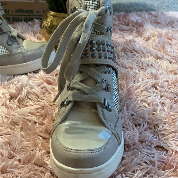 ALDO wedges - Picture 2 of 3